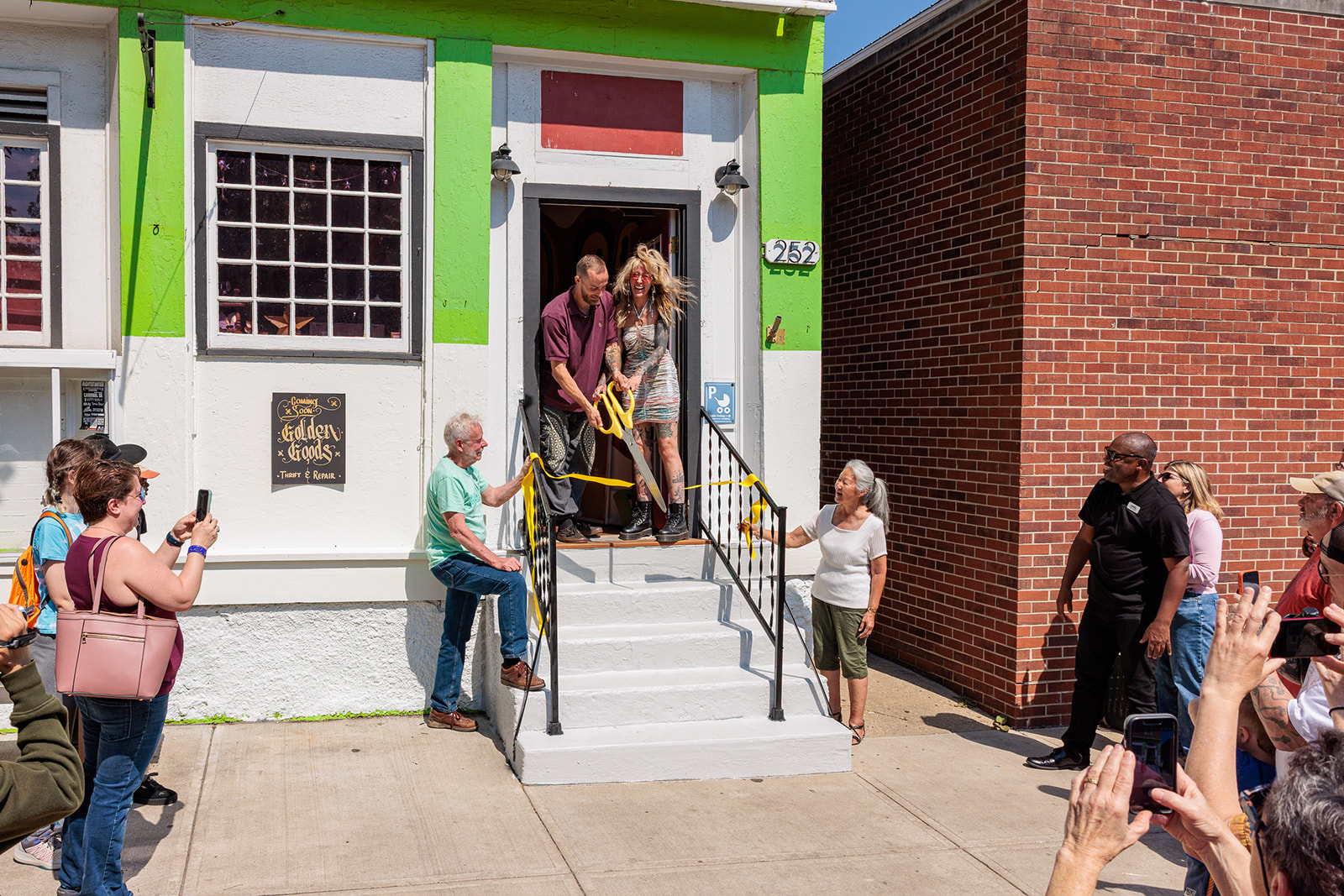 Golden Goods Thrift + Repair Opens on Xenia Avenue, Strengthening Yellow Springs’ Community-Driven Economy 